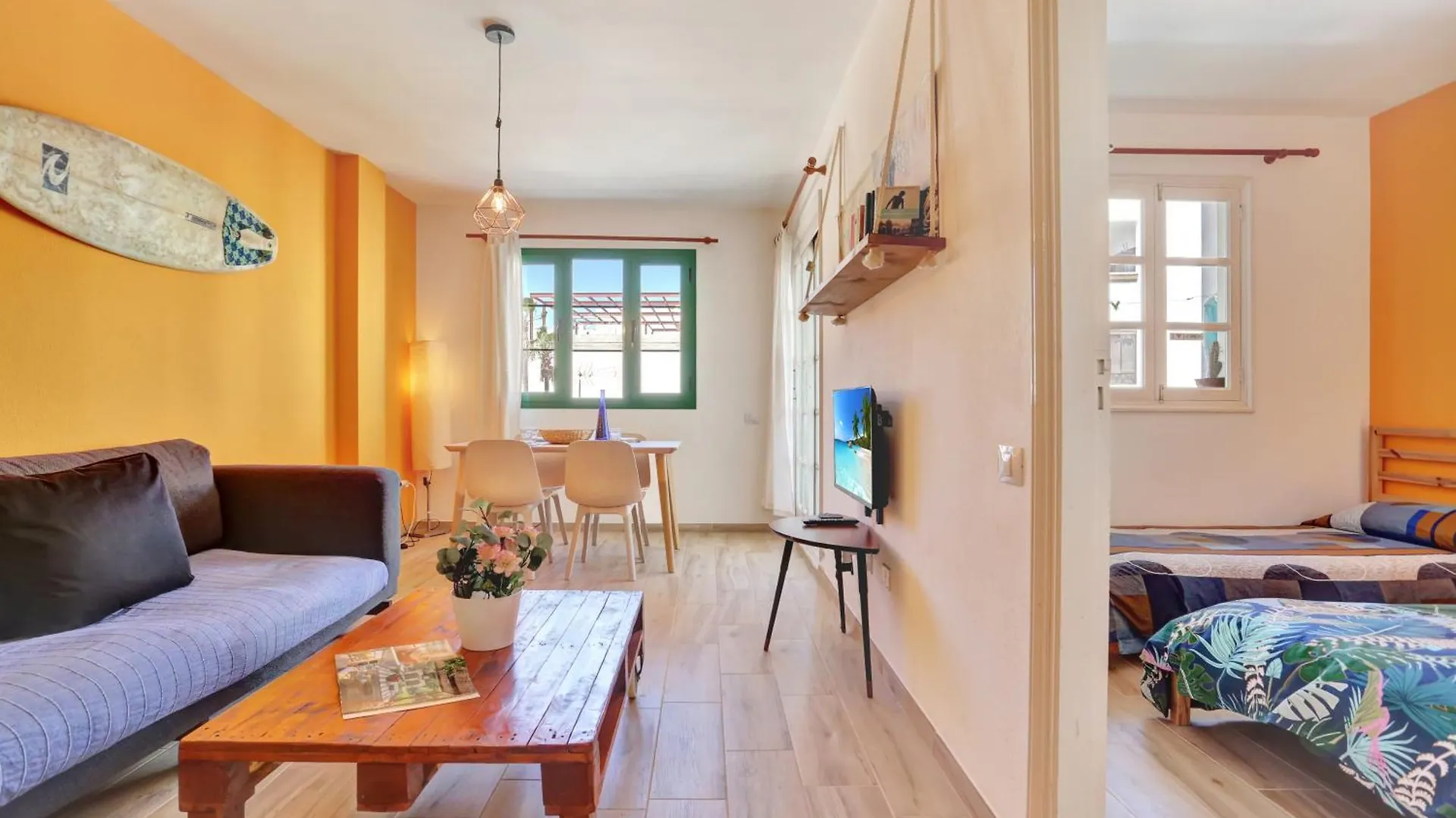 Apartment New! Ideal Flat For Groups To Work Or Surf Corralejo Spain