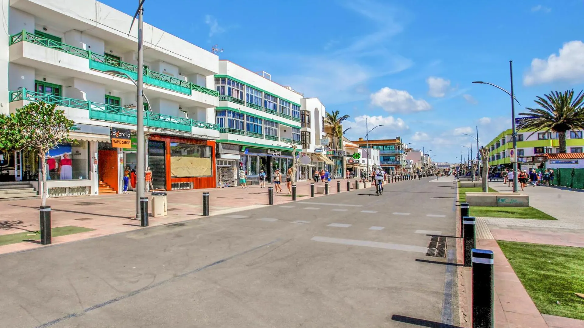 New! Ideal Flat For Groups To Work Or Surf Corralejo Spain